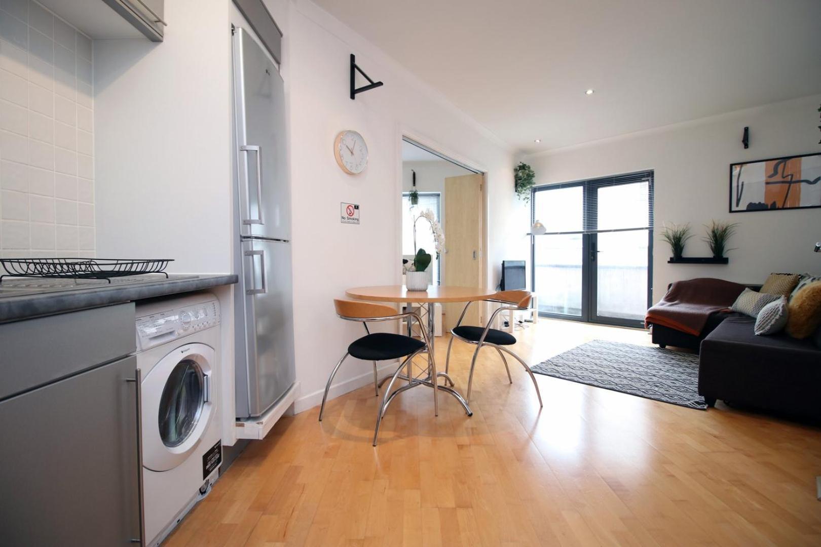Centrally Located Spacious 2Br | Cohost Partners 卡迪夫 外观 照片