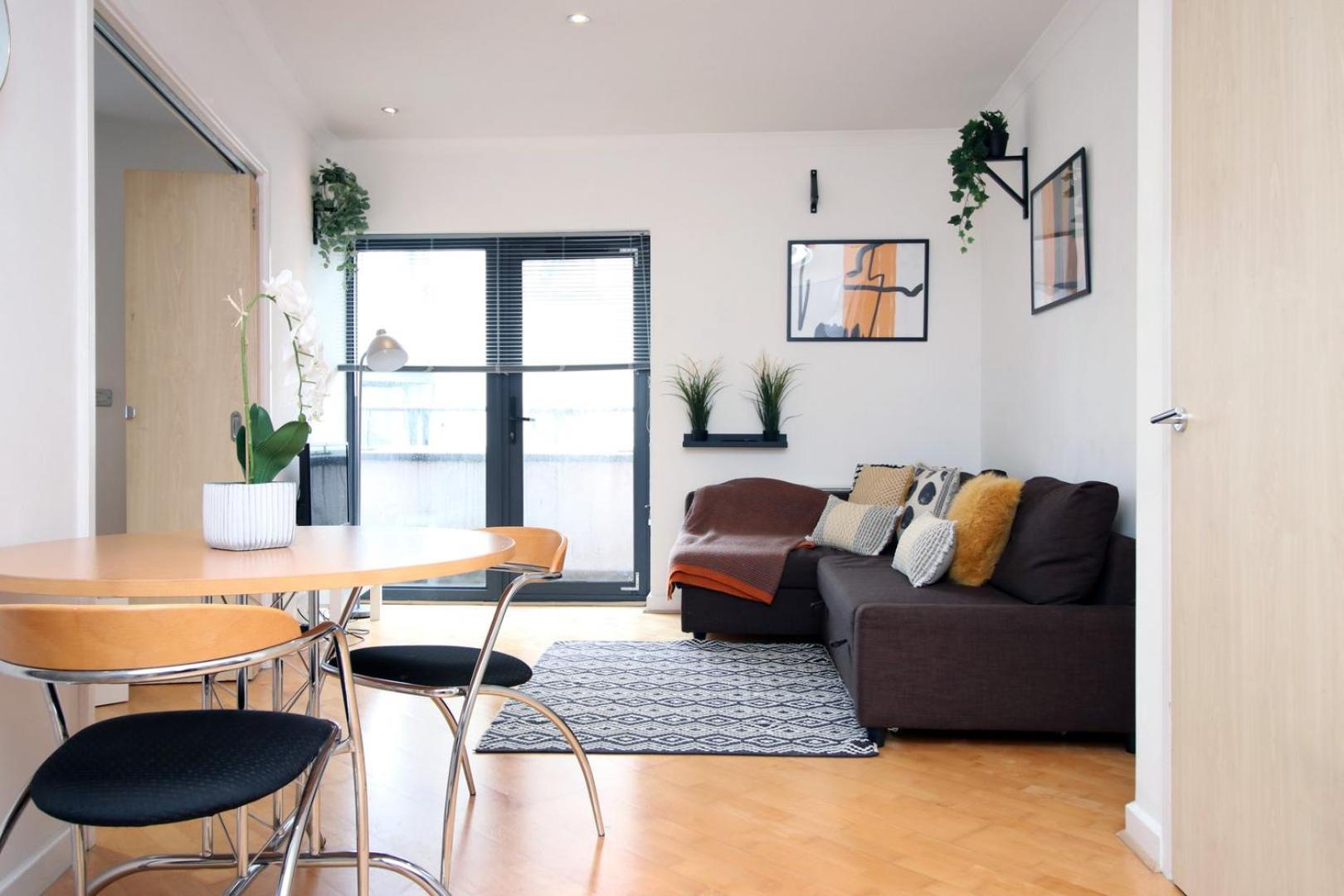 Centrally Located Spacious 2Br | Cohost Partners 卡迪夫 外观 照片