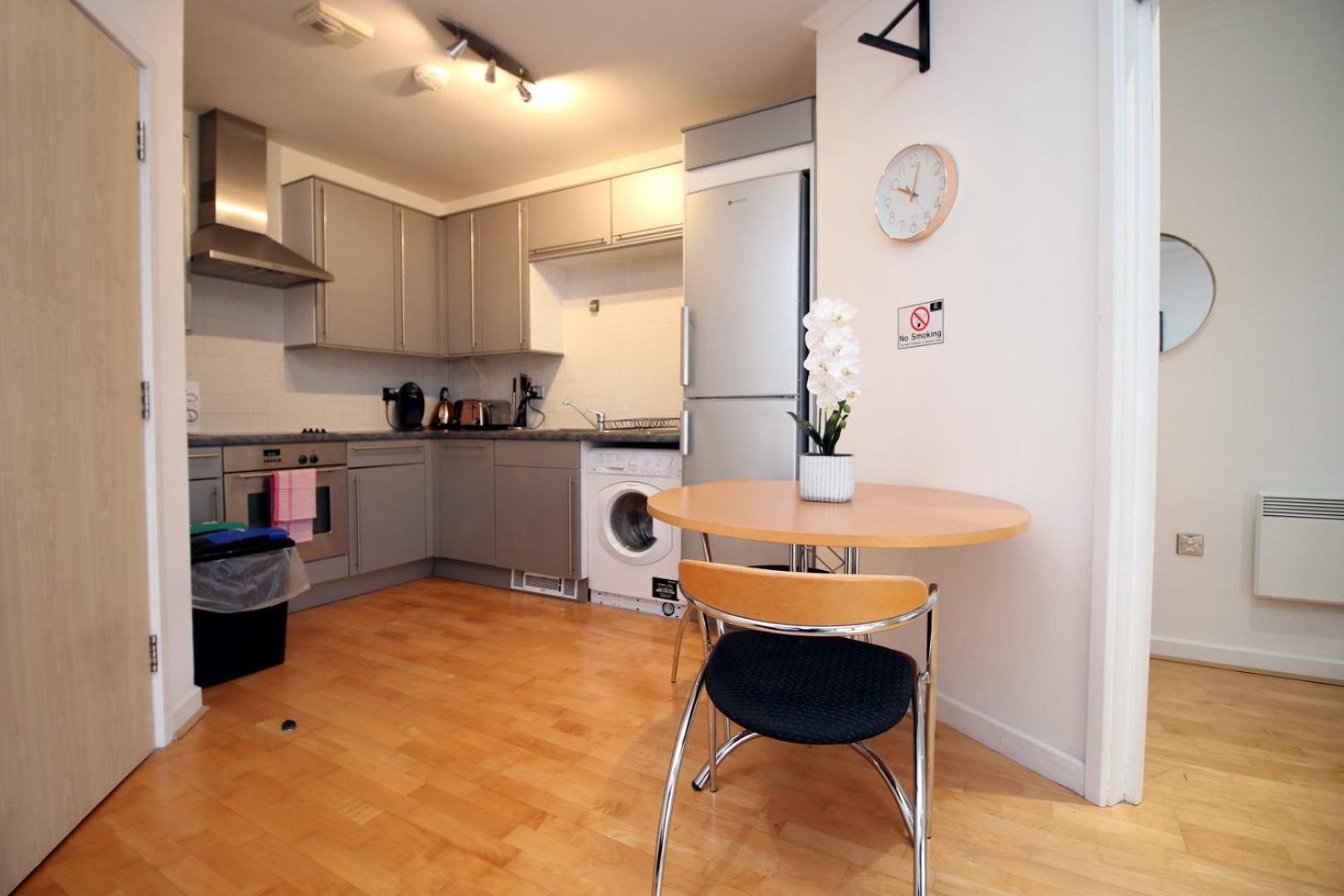 Centrally Located Spacious 2Br | Cohost Partners 卡迪夫 外观 照片