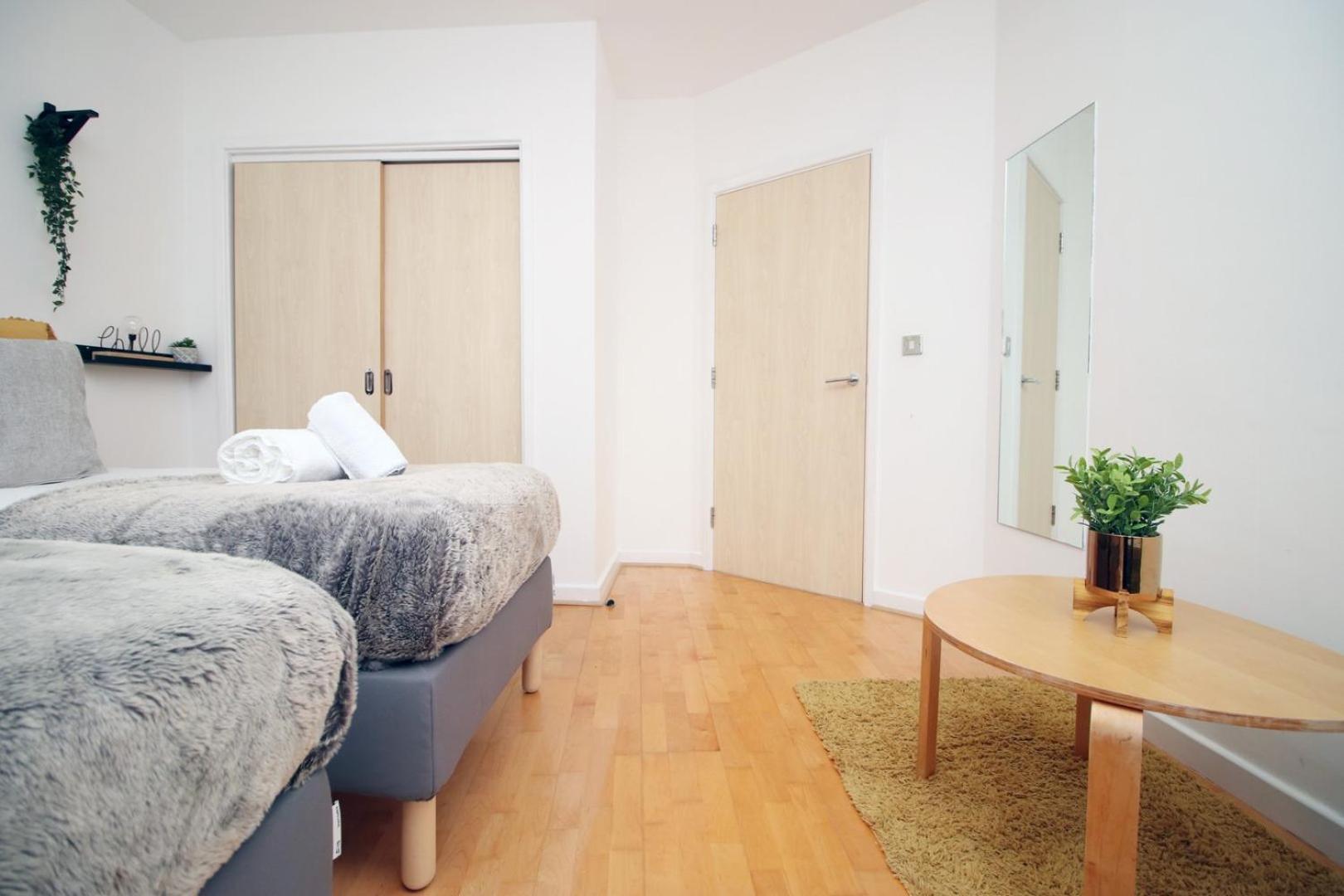 Centrally Located Spacious 2Br | Cohost Partners 卡迪夫 外观 照片